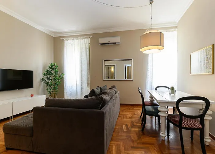 Comfortable & Cozy By Ndp Rent Appartement *